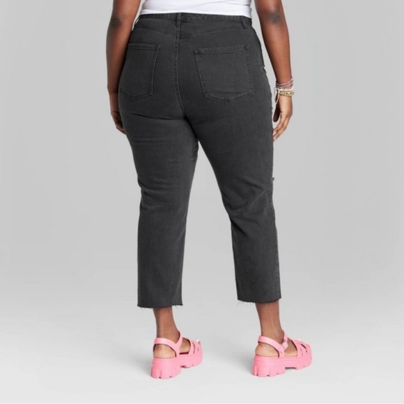 4 / 27" Women's Super-High Rise Distressed Slim Straight Jeans Black Wash Denim - Picture 13 of 13